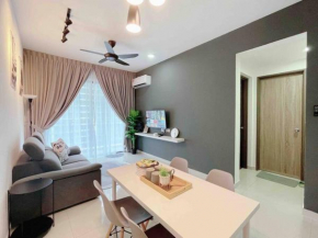 Luxury Central Park Johor Bahru 2-3pax Wifi Netflix CIQ JB Town Paradigm Mall